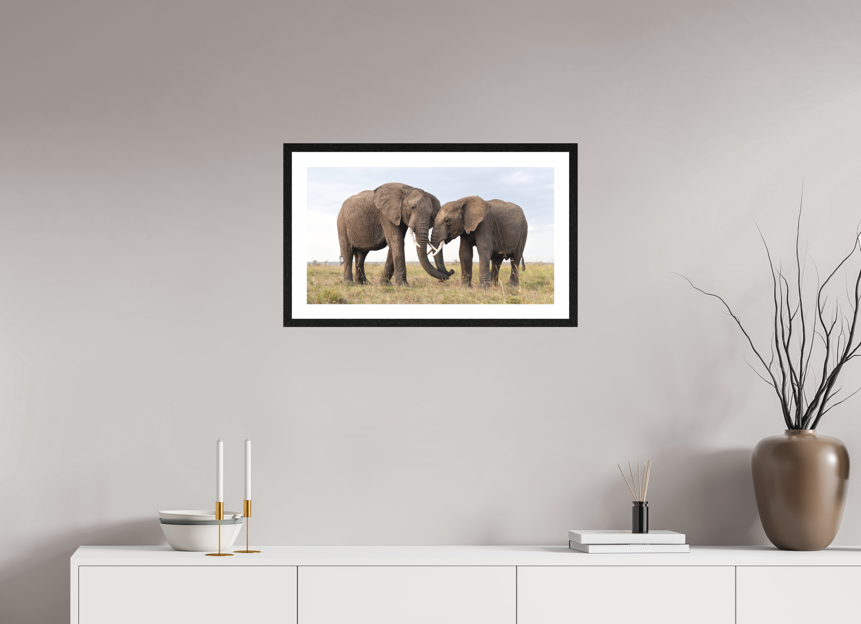 64 x 36 cm, Black oak colour frame Fine Art on 308g-m2 Hahnemühle rag paper - 3cm Passe-partout - Museum glass Intimate Moments I