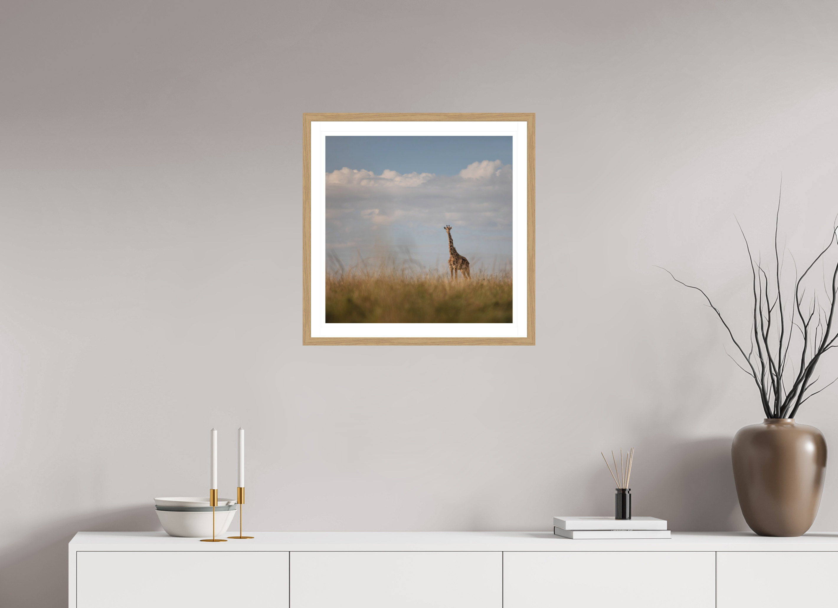 50 x 50 cm, Natural oak colour frame Fine Art on 308g-m2 Hahnemühle rag paper - 3cm Passe-partout - Matte glass Giraffe I