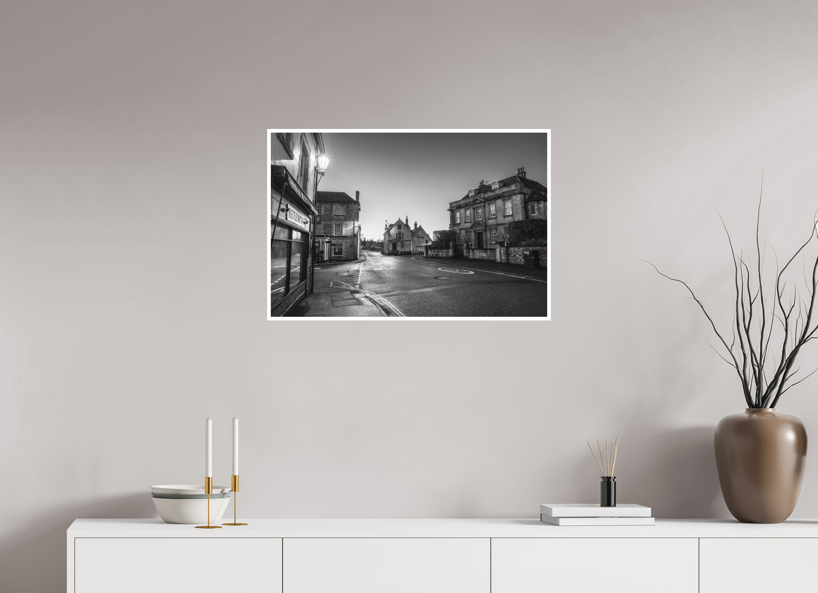 75 x 50 cm, Unframed Fine Art Giclée print on Hahnemühle Photo Rag paper with 1cm border Pickwick Road