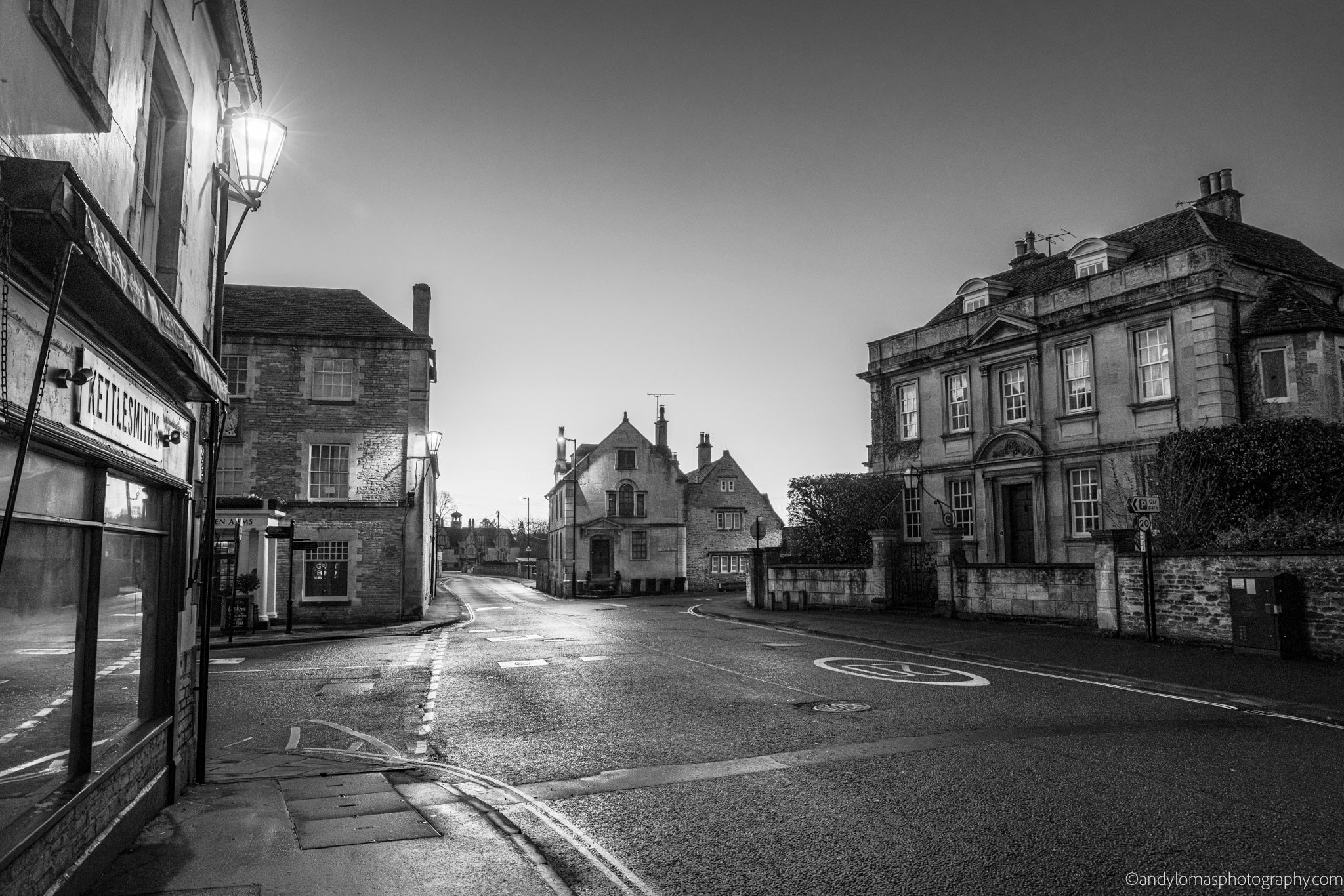 Main image Pickwick Road