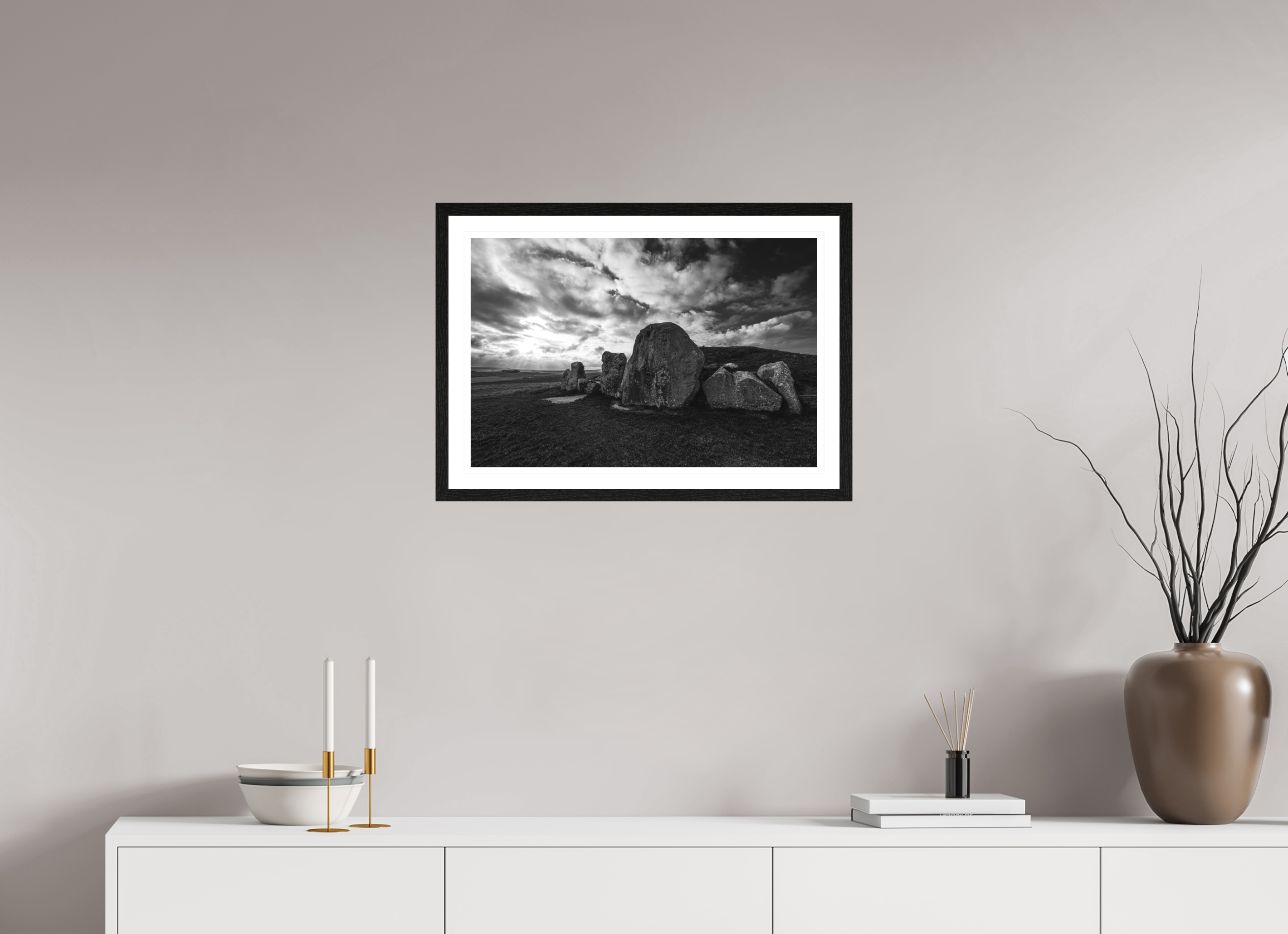 60 x 40 cm, Black oak colour frame Fine Art on 308g-m2 Hahnemühle rag paper - 3cm Passe-partout - Museum glass West Kennet Long Barrow